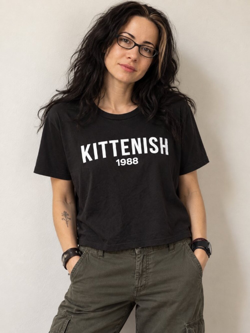 Kittenish by Jessie James Decker 1988 Black Graphic T-Shirt XL